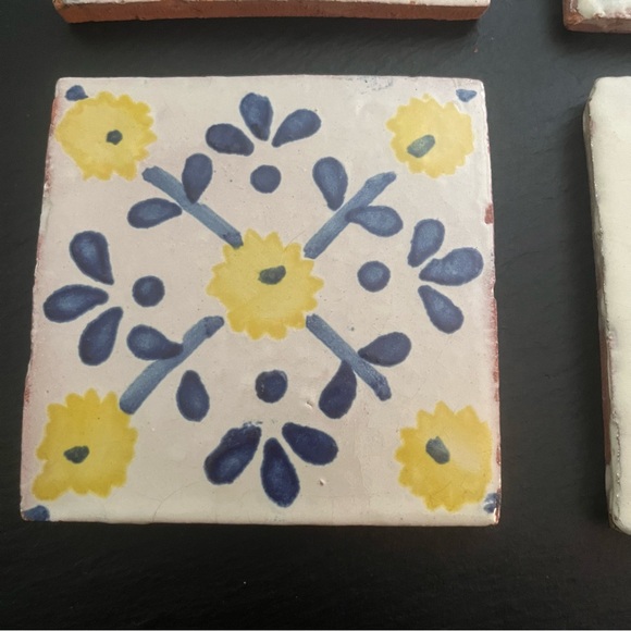 Mexican Hand Painted Terra-Cotta Talavera Vintage Tiles Set of 4 - Picture 7 of 11